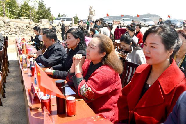 “两会”时刻·直通现场：醴陵市第十七届人民代表大会第四次会议胜利闭幕